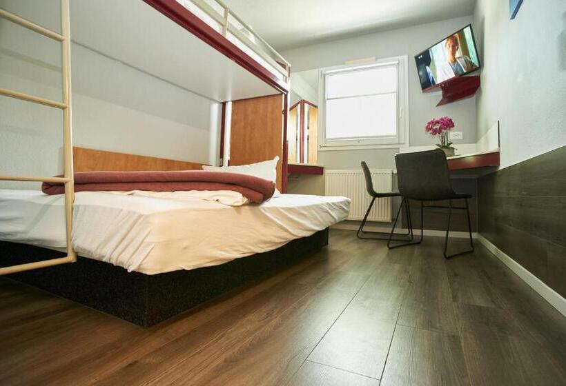 בית מלון כפרי City Inn