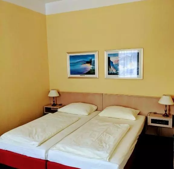 酒店 Eden  Am Kurpark