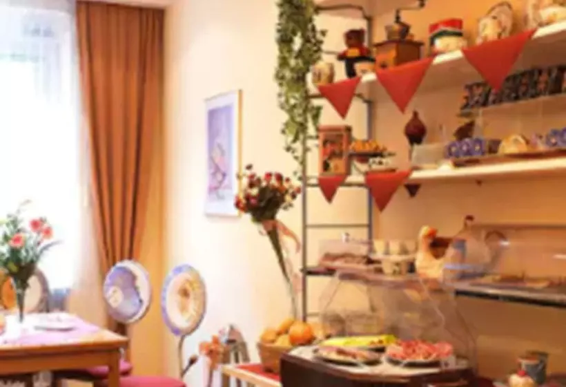 Hotelli Hauser An Der Universitat