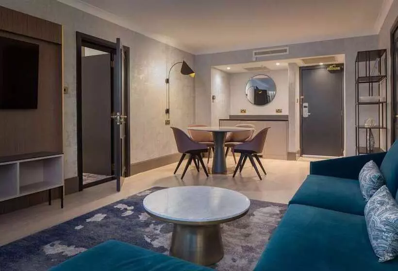 هتل Hilton Glasgow