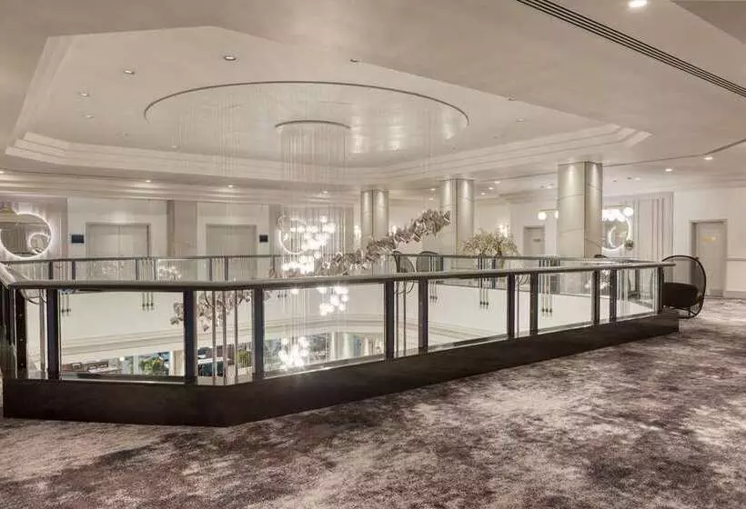 هتل Hilton Glasgow