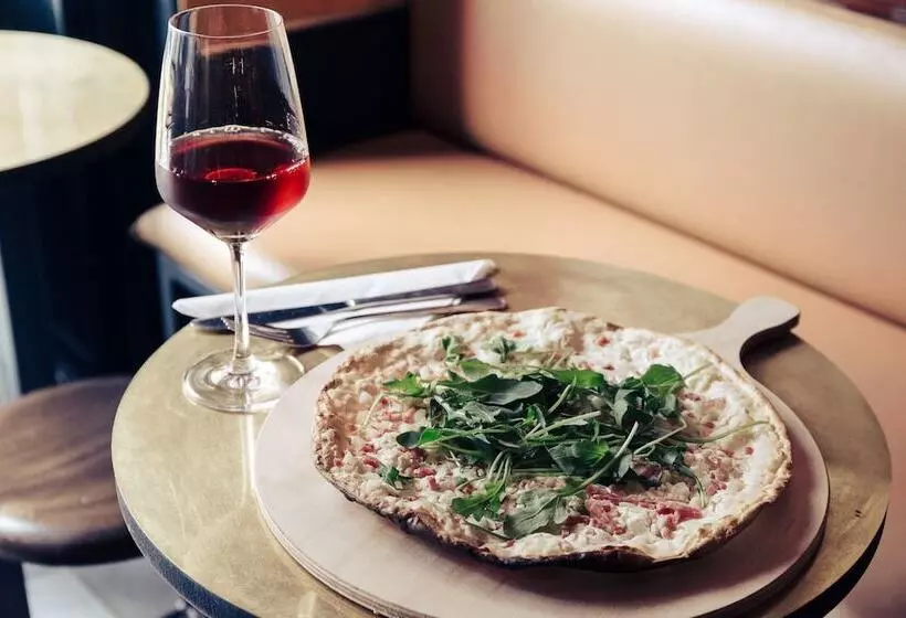 فندق O Kathedral