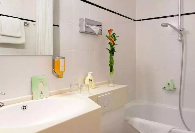 Отель Scala Frankfurt City Centre