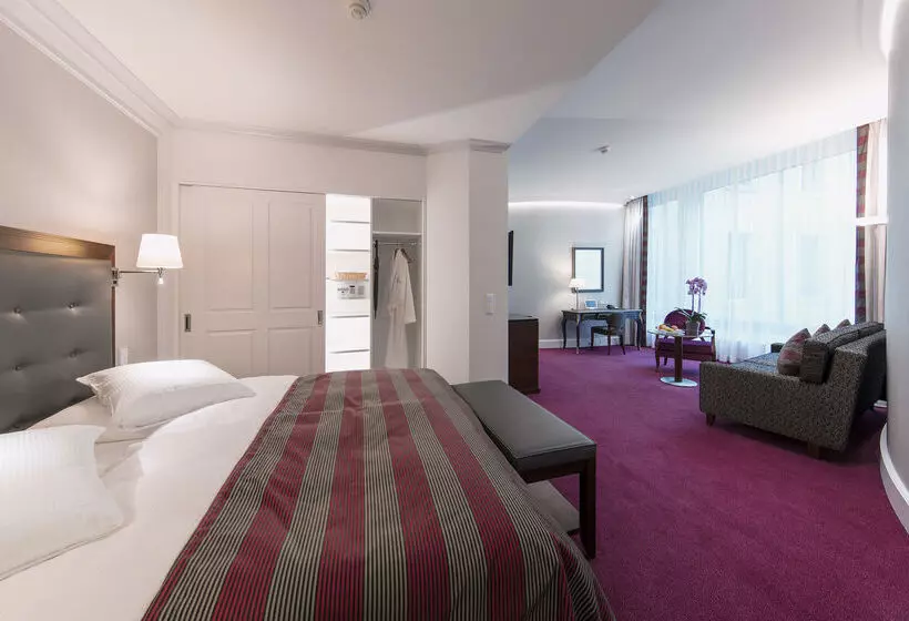 Hotel Schweizerhof Zurich