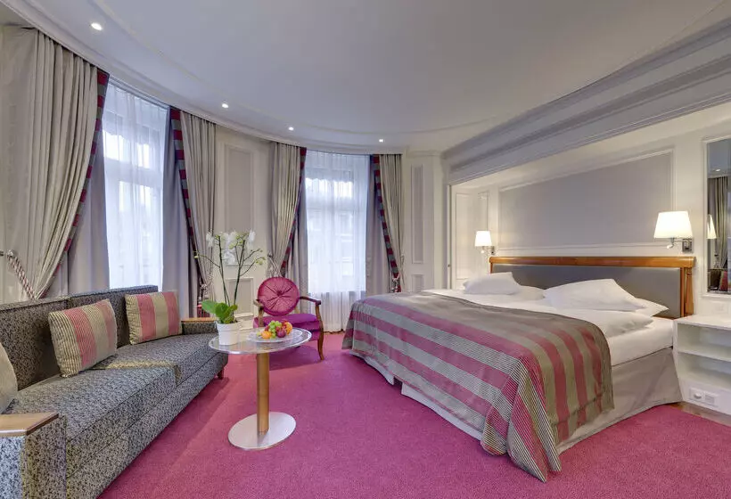 Hotel Schweizerhof Zurich