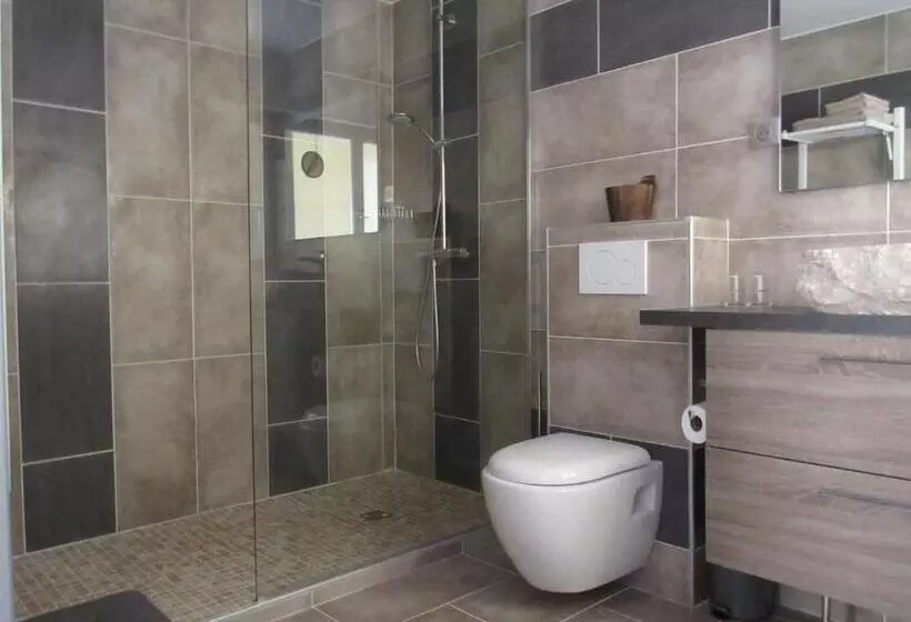 Villa Tricoli B&b Avec Piscine