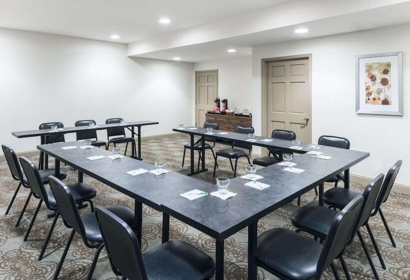 בית מלון כפרי Comfort Suites Baton Rouge South I 10