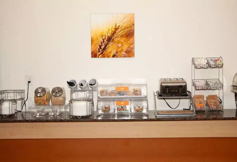 酒店 Comfort Suites Baton Rouge South I 10