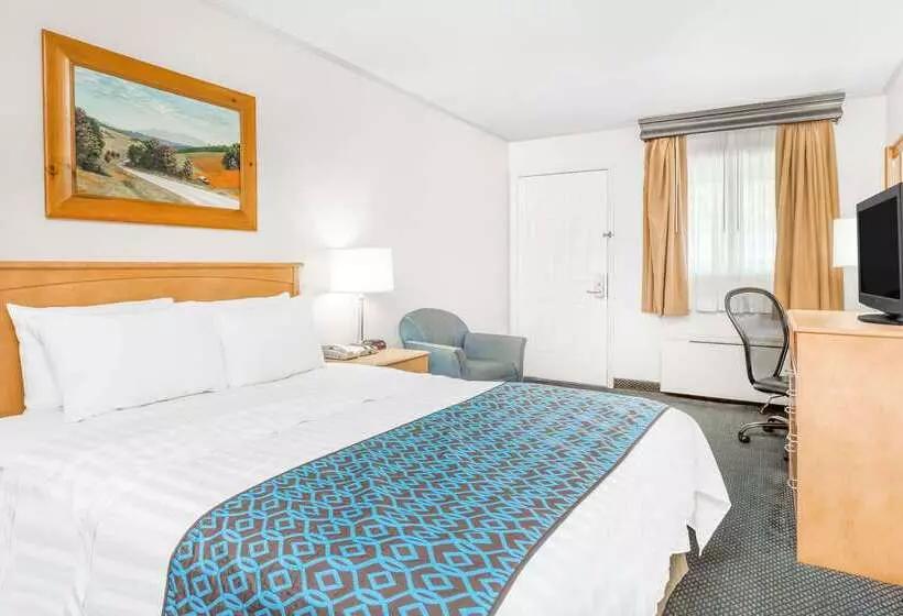 Hotelli Days Inn By Wyndham Jefferson