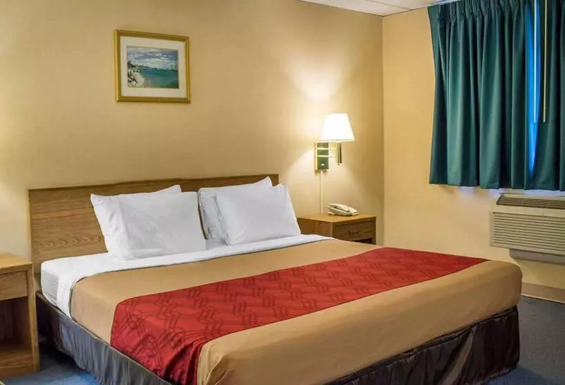 酒店 Econo Lodge Drums