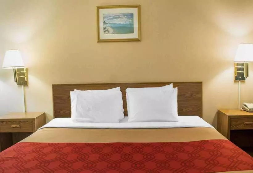 酒店 Econo Lodge Drums