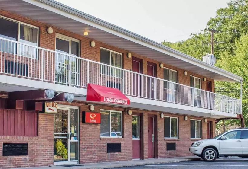 酒店 Econo Lodge Drums