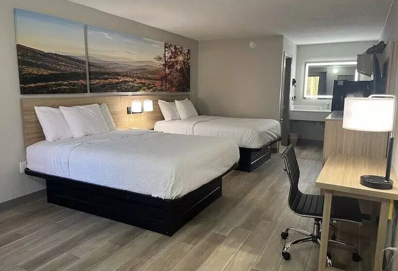 酒店 Days Inn By Wyndham Helen