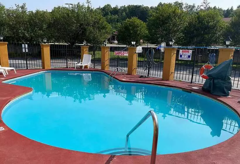 酒店 Days Inn By Wyndham Helen