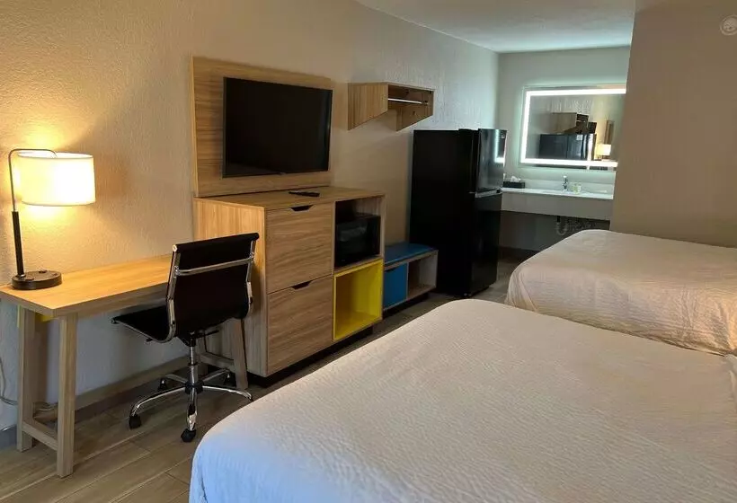 酒店 Days Inn By Wyndham Helen