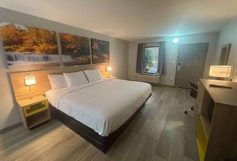 酒店 Days Inn By Wyndham Helen