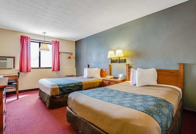 בית מלון כפרי Econo Lodge Junction City I 70 Near Fort Riley