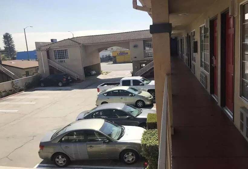 호텔 Economy Inn Lax Inglewood