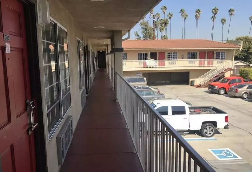 호텔 Economy Inn Lax Inglewood