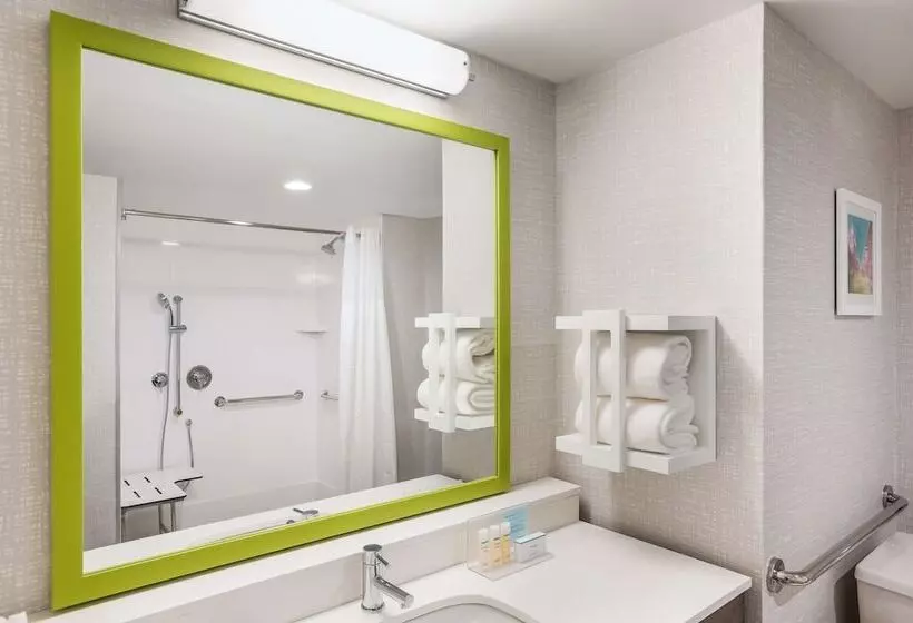 Отель Hampton Inn & Suites Houghton