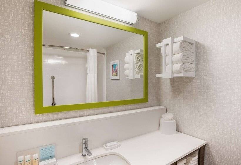 Отель Hampton Inn & Suites Houghton