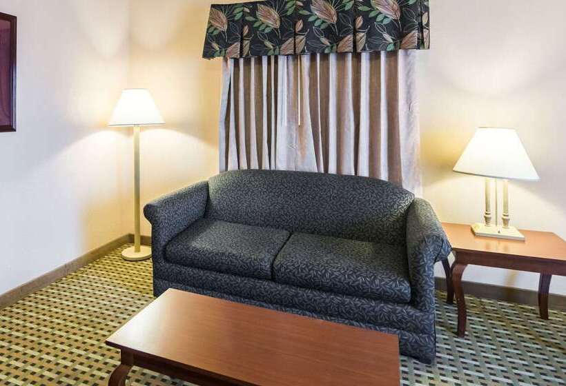 בית מלון כפרי Quality Inn