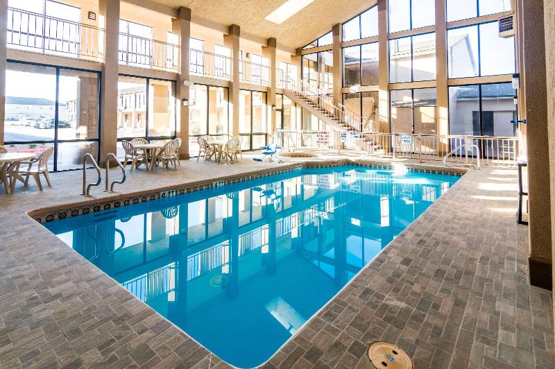 בית מלון כפרי Quality Inn