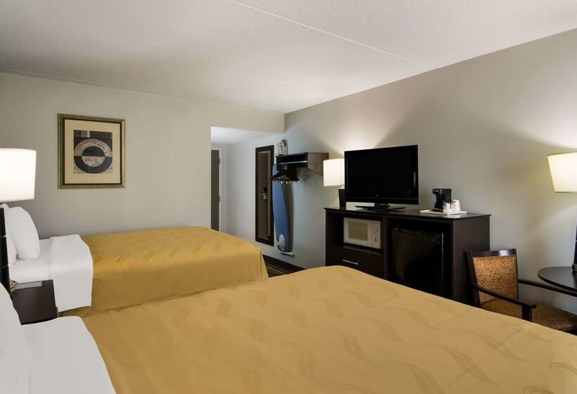 Отель Quality Inn Aurora Naperville Area