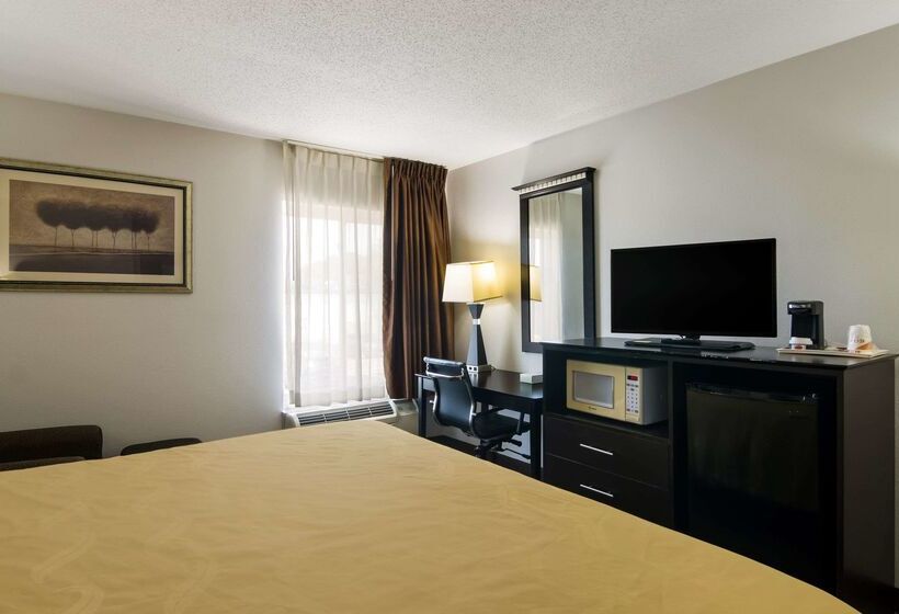 Отель Quality Inn Aurora Naperville Area