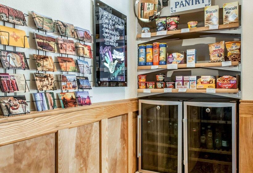 هتل Quality Inn & Suites Farmington