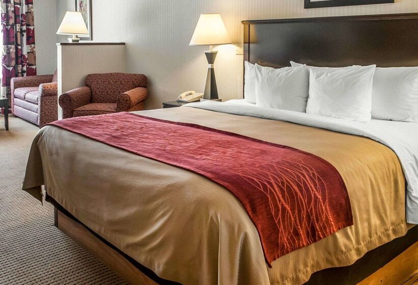 هتل Quality Inn & Suites Farmington