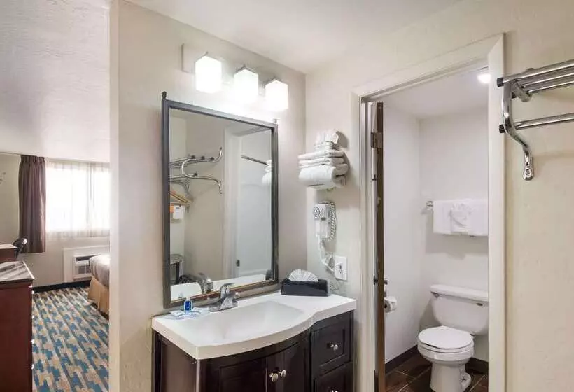 Отель Rodeway Inn Fort Morgan