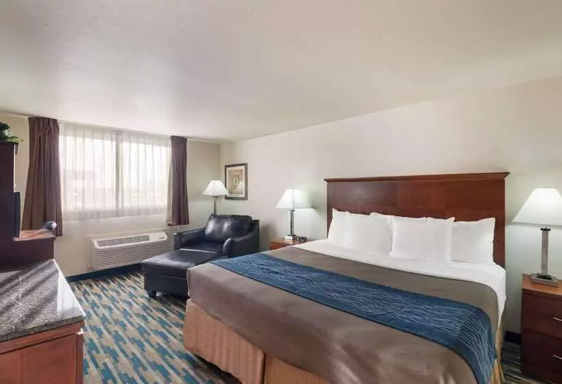 Отель Rodeway Inn Fort Morgan