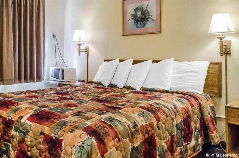 Отель Relax Inn