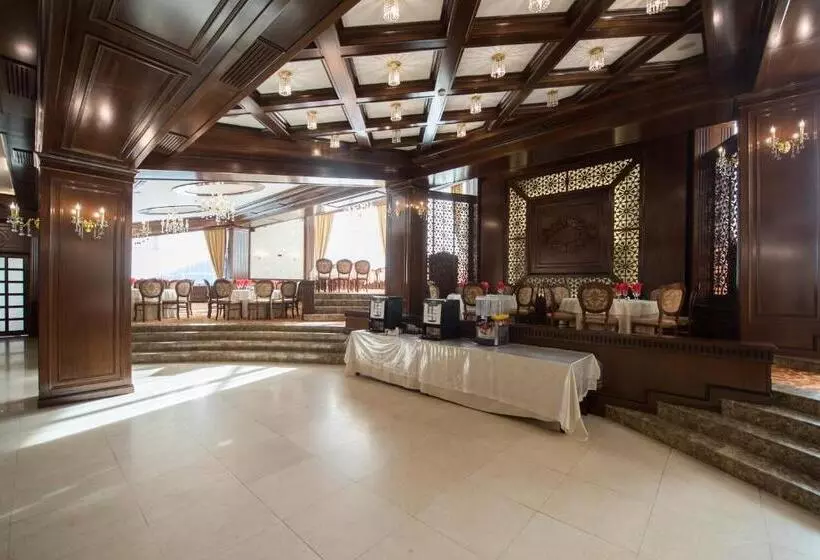 호텔 Silva Busteni