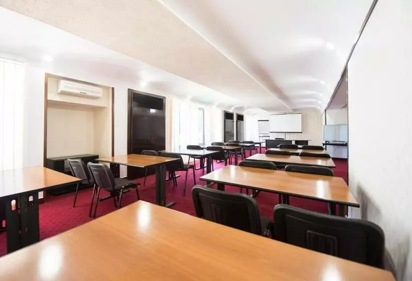 호텔 Silva Busteni