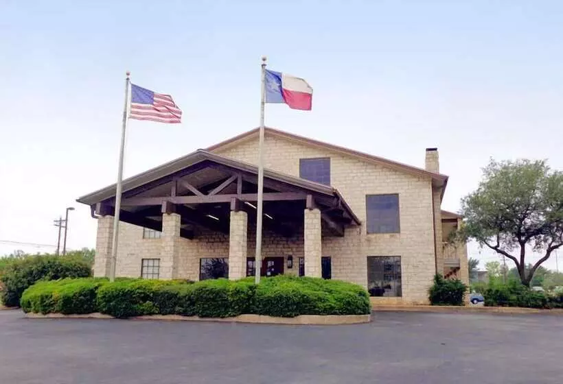 Szálloda Windcrest Inn And Suites