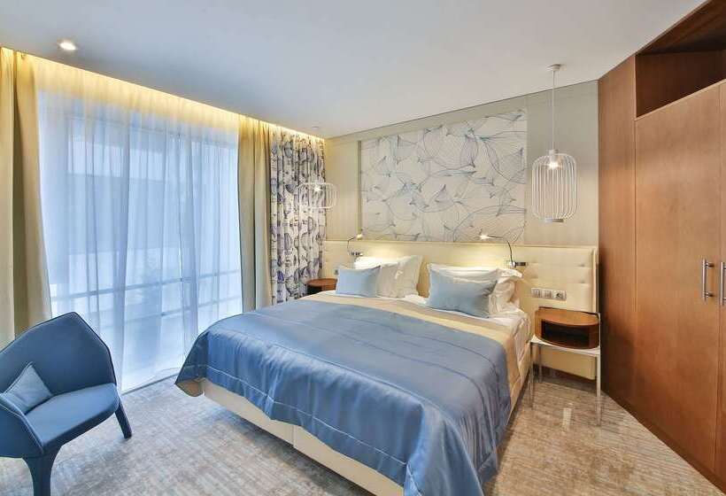 Maritim Paradise Blue Hotel & Spa