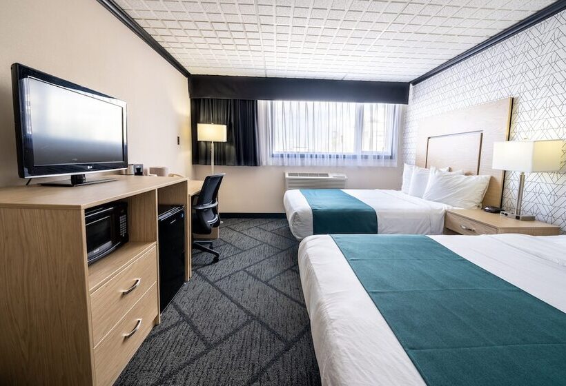 Sternwheeler Hotel And Conference Centre