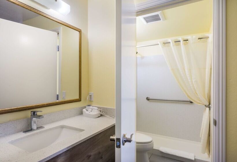 בית מלון כפרי Americas Best Value Inn Santa Rosa