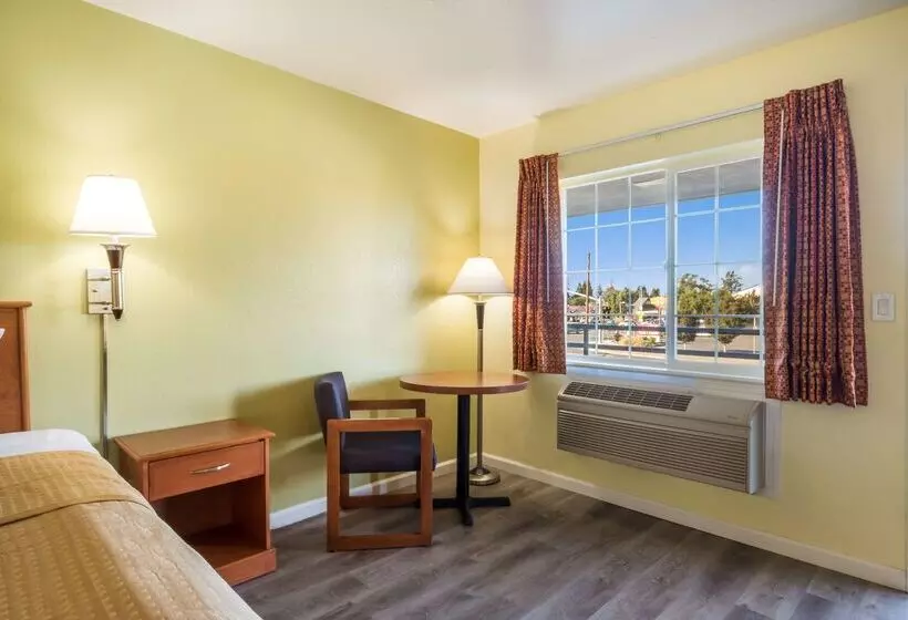 酒店 Americas Best Value Inn Santa Rosa