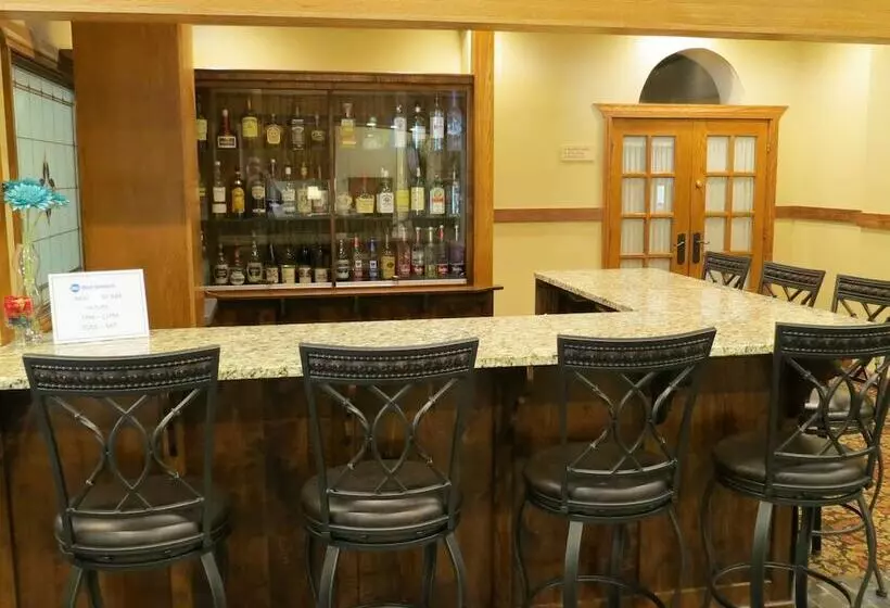 Best Western Plus Wooster Hotel & Conference Center