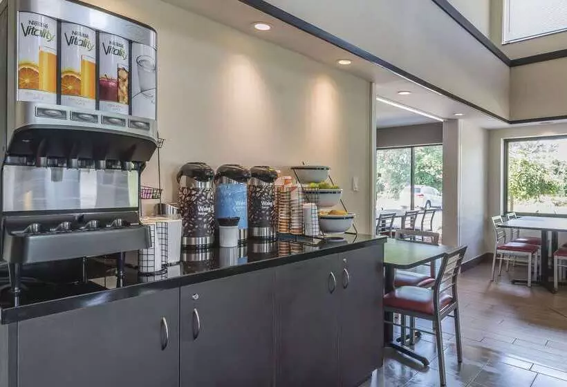 Szálloda Comfort Inn  Cobourg