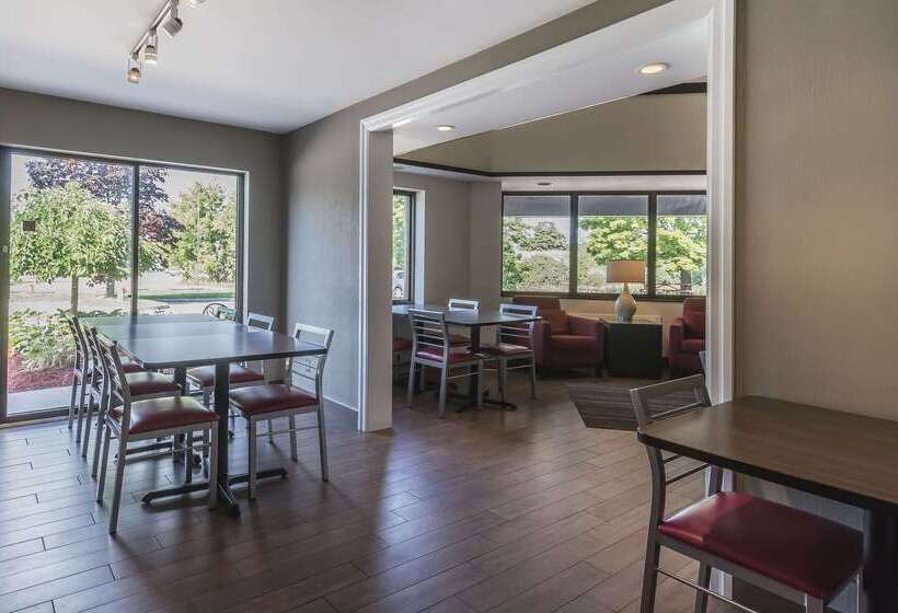 酒店 Comfort Inn Cobourg