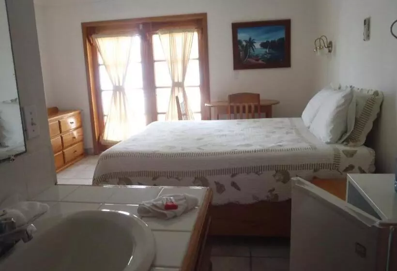 Отель Corona Del Mar