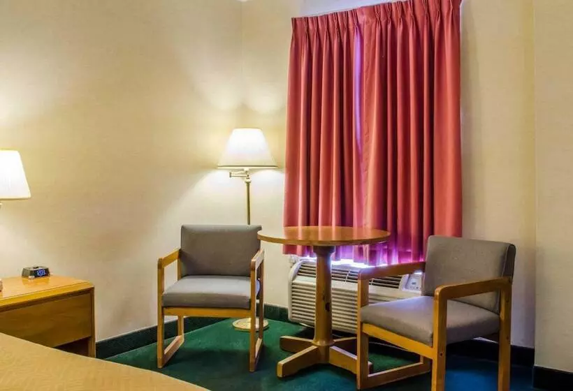 Отель Econo Lodge
