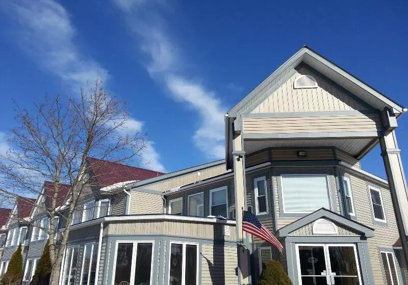 Отель Granite Town