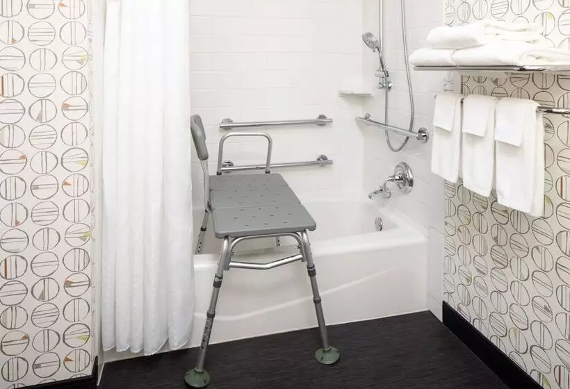 فندق Holiday Inn Weirtonsteubenville Area