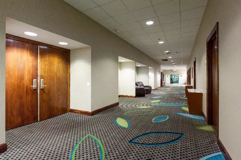 فندق Holiday Inn Weirtonsteubenville Area