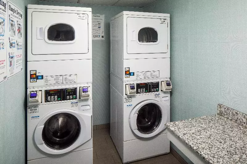 فندق Holiday Inn Weirtonsteubenville Area